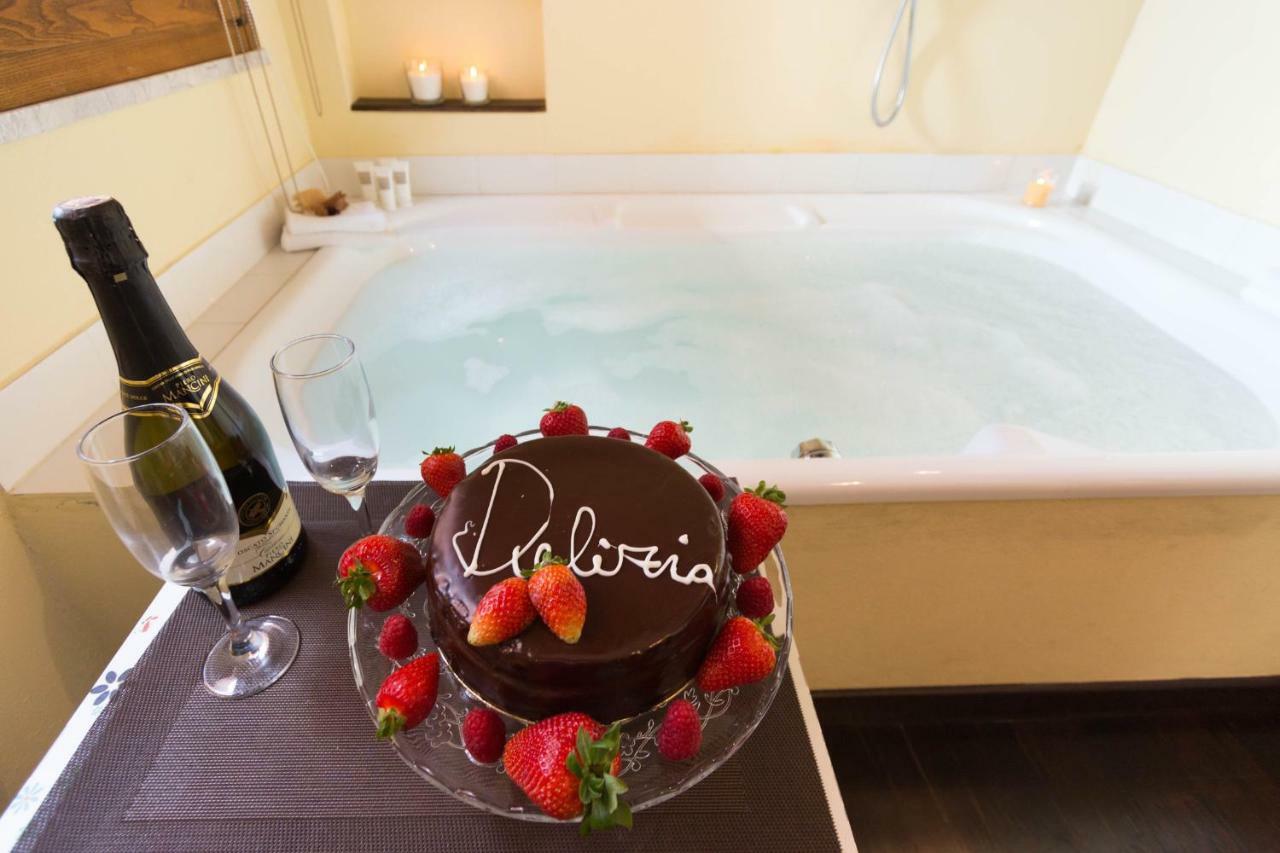 Romantic Suite Canelles كالياري المظهر الخارجي الصورة