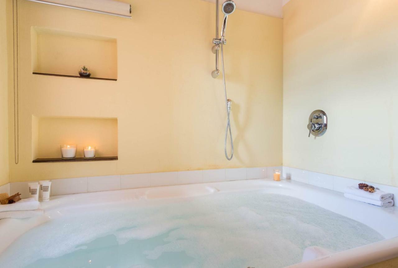 Romantic Suite Canelles كالياري المظهر الخارجي الصورة