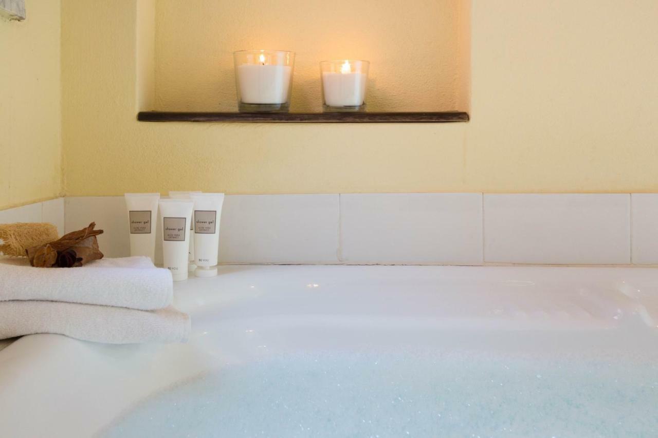 Romantic Suite Canelles كالياري المظهر الخارجي الصورة